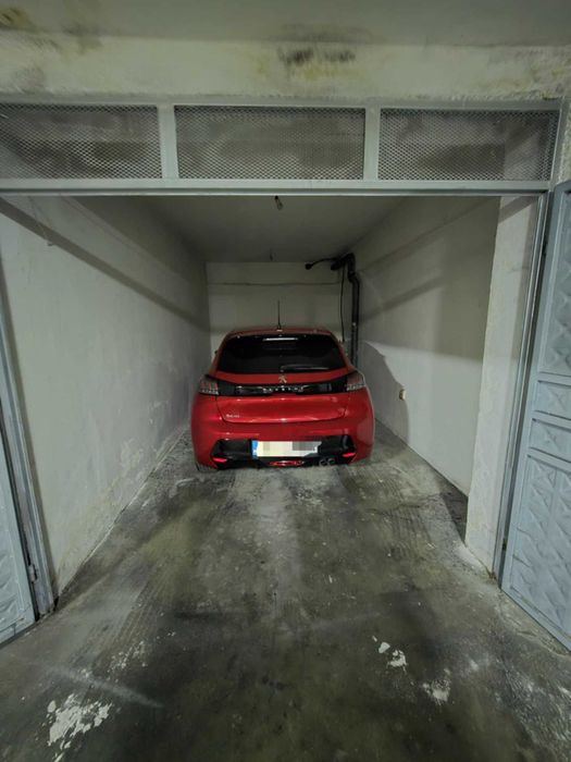 Продава се Гараж / Паркомясто в Стара Загора, Център - 20 кв.м за 1350 €/кв.м - Снимка #1