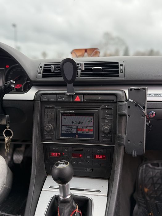 Продава се Audi A4 b6 2003 2.5 tdi 180HP Quattro!