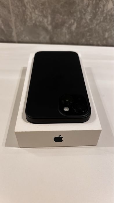 iPhone 15 128GB