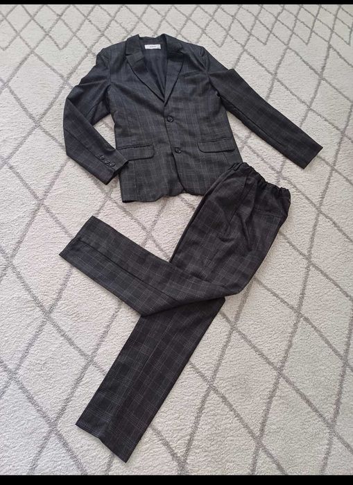 Костюм за момче  Reserved размер 164