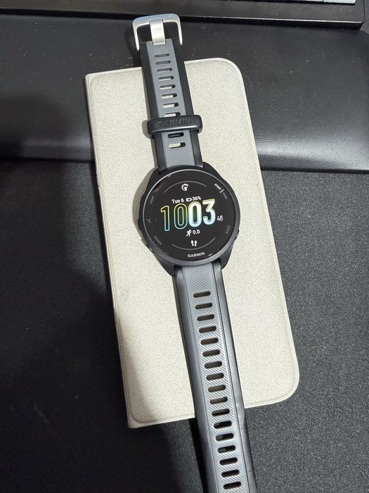 Garmin Forerunner 165