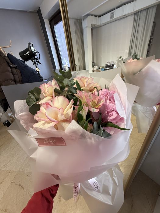 Свежий букет цветов от Romeo