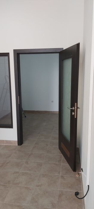 Дава се под наем Магазин в Стара Загора, Център - 54 кв.м за 280.5 € - Снимка #8