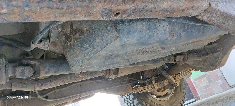 Mitsubishi L200 din 2005