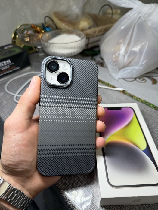 Продам или обмен айфон 14/128гб