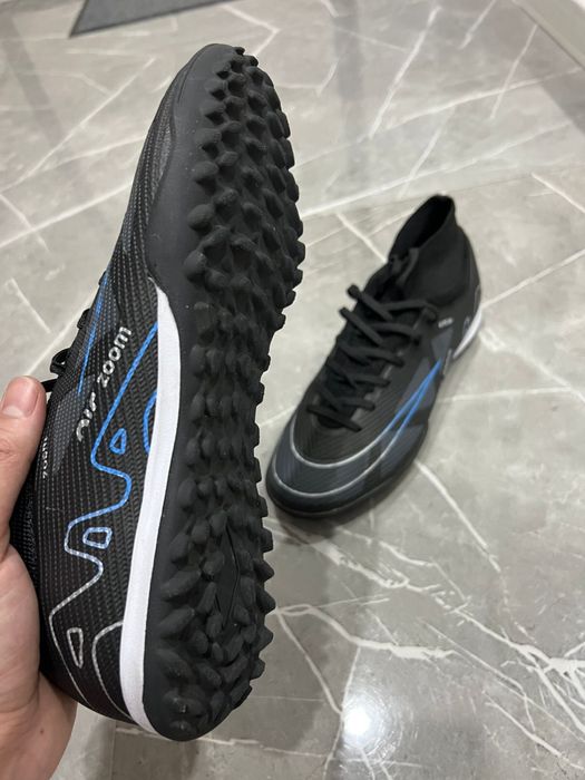 Продам сороконожки, бутсы