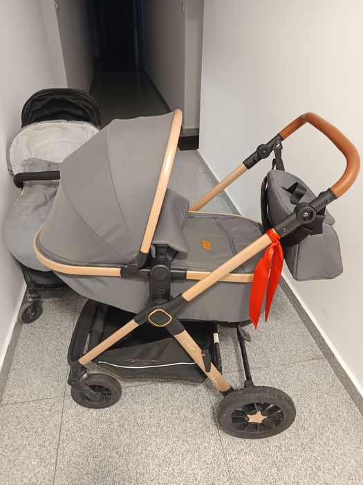 Vând cărucior L-Sun