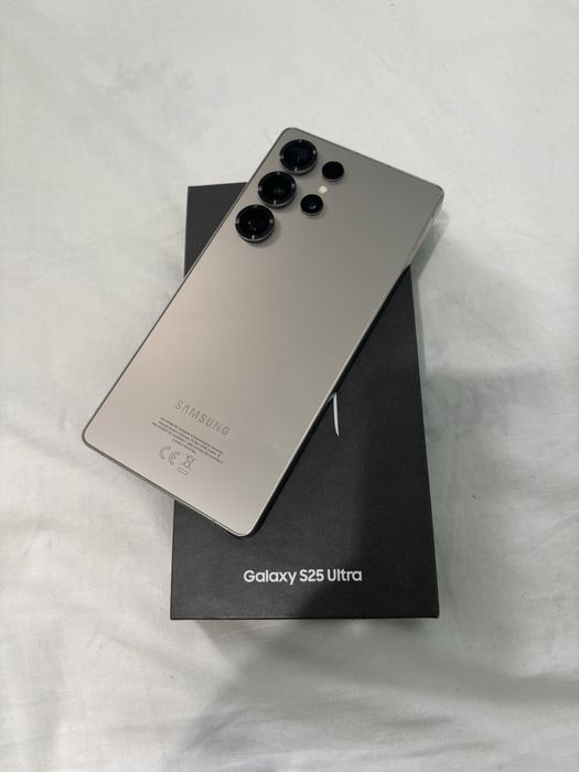 Идеал Samsung Galaxy S25 Ultra 256GB