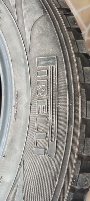 Продам шины 255/60/17 PIRELLI