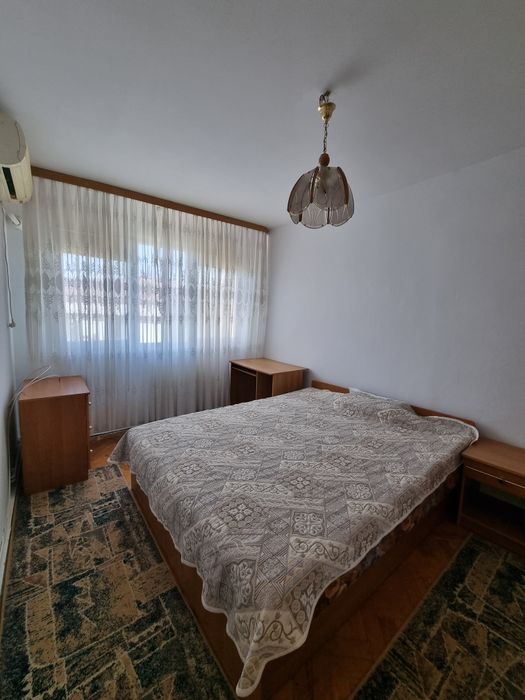 Ofer spre închiriere apartament 2 camere