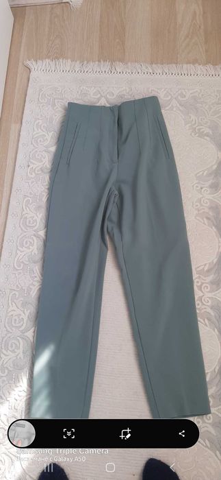 Zara панталон С размер
