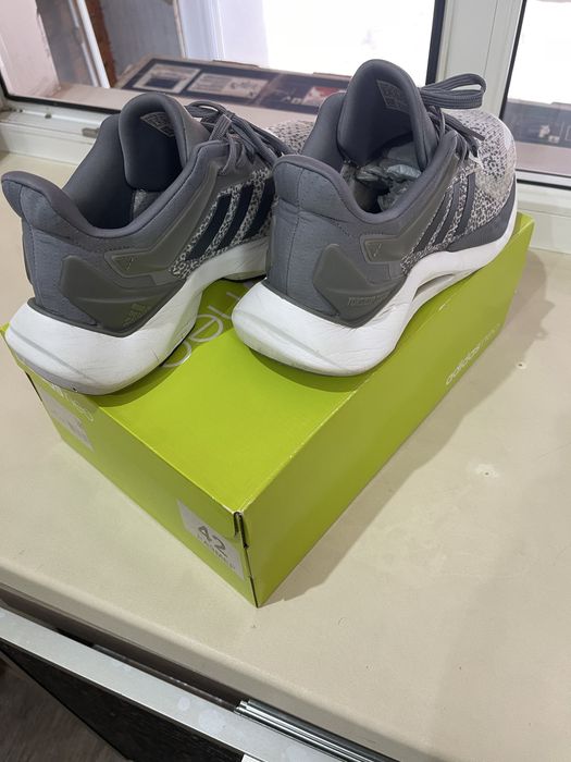 Кроссовки adidas оригинал 100%