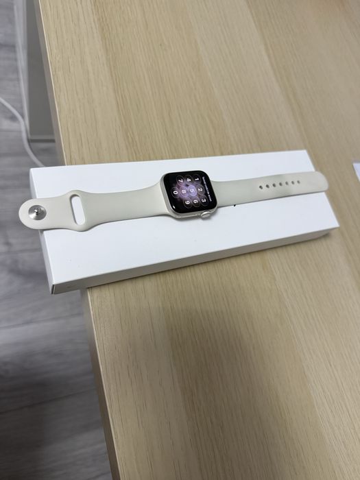 Apple watch SE (2025)