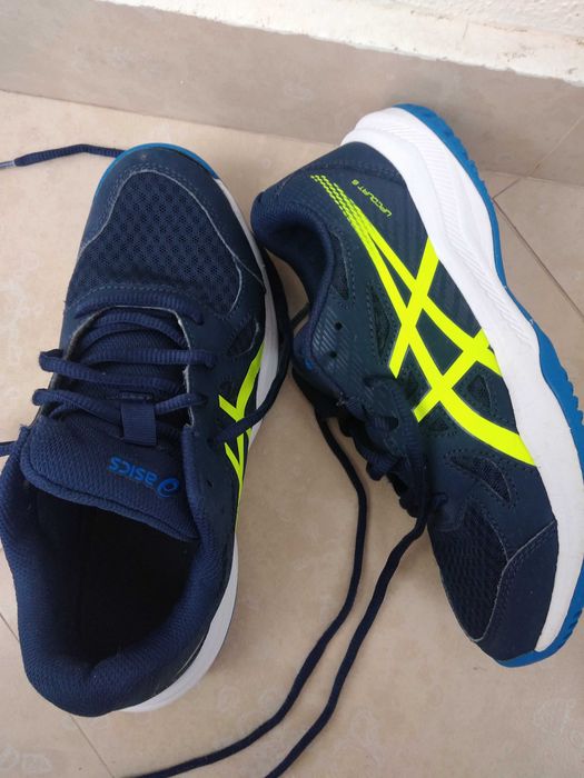 Детски маратонки асикс