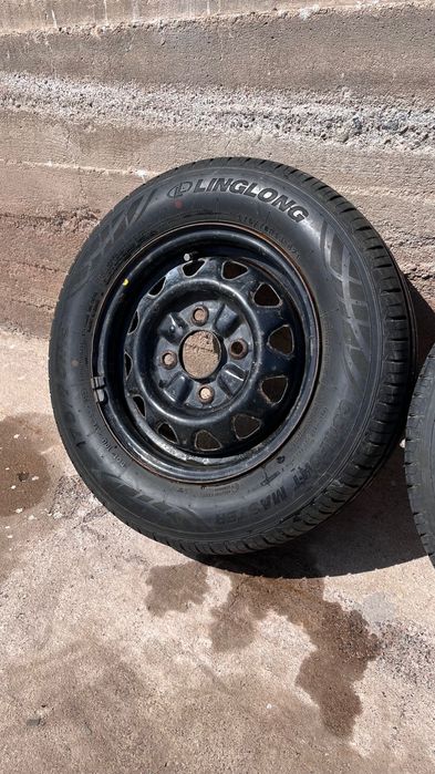 Продам комплект летней резины LingLong