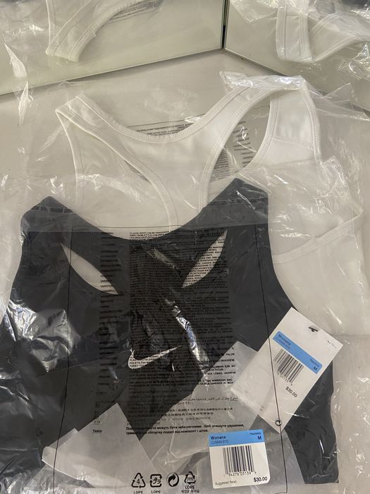 Распродажа одежды для фитнеса