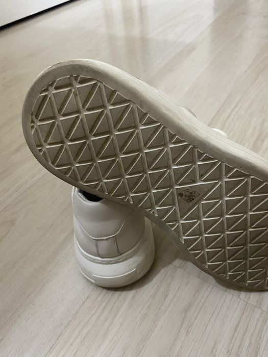 Кроссовки белые 45 рр