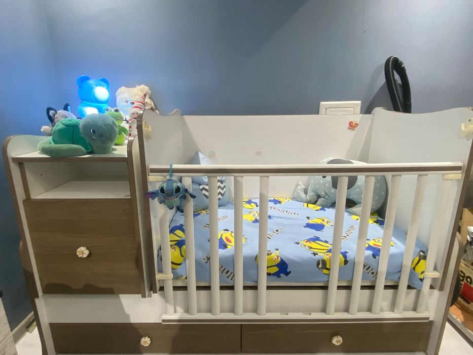 Комбинирано детско легло люлка  и бебешки матрак