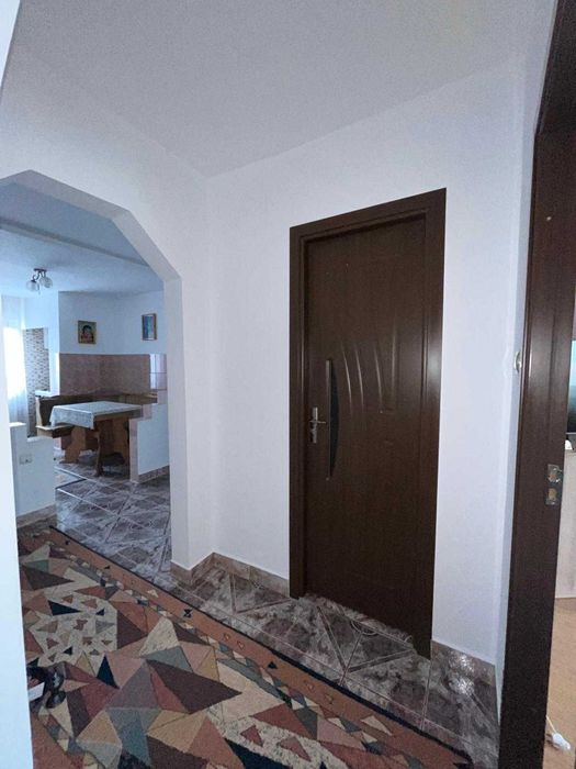 Apartament cu 3 camere