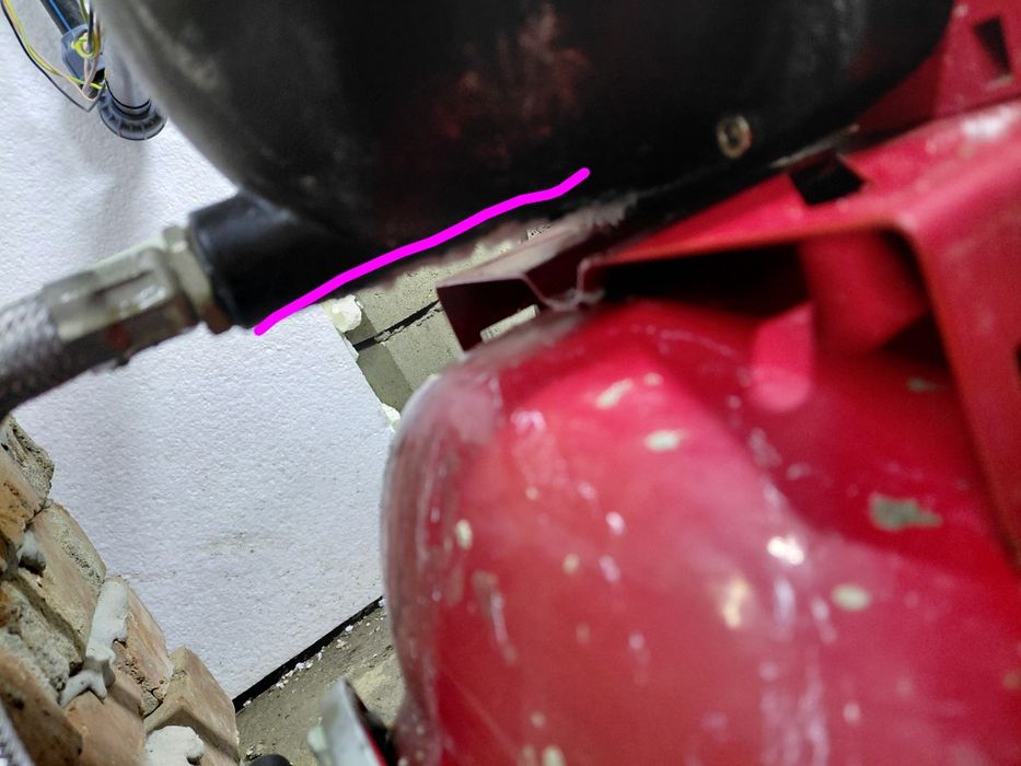 Хидрофор с гаранция до 25.05.26 и с проблем