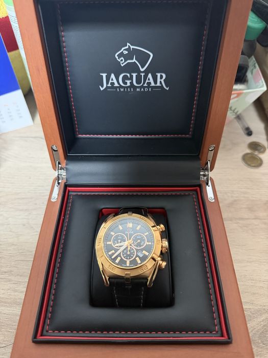 Часовник Jaguar