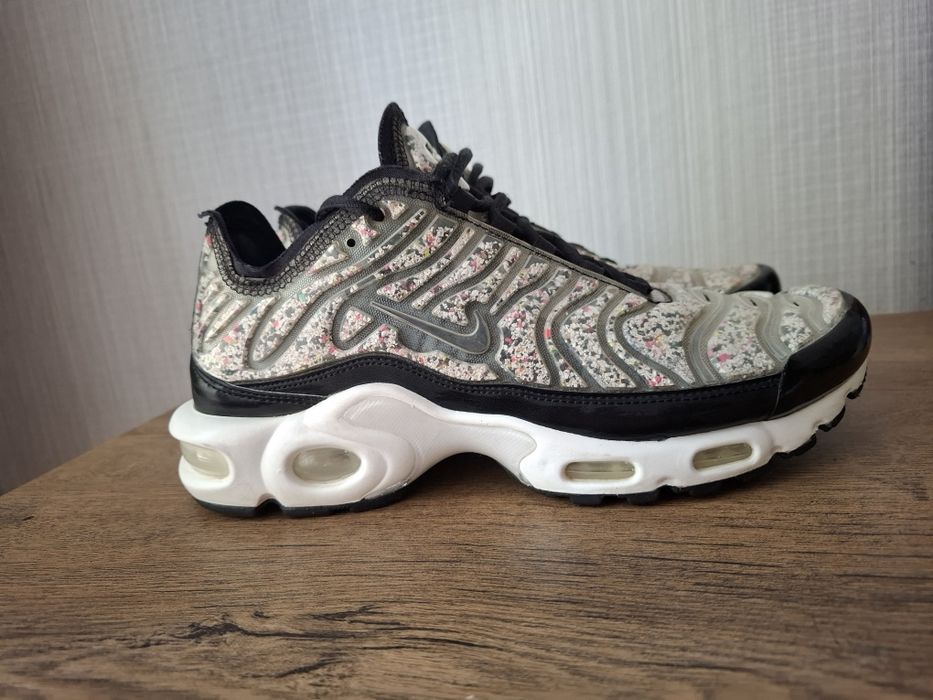 Nike air max plus дамски маратонки 40 номер.