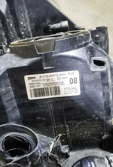 Фар за Toyota Auris