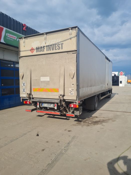 Camion Renault Midlum 220dxi  cu lift CUTIE VITEZE DEFECTA