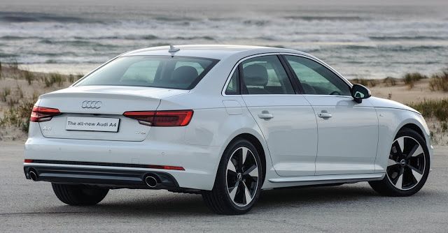 Praguri bandouri laterale Audi A4 B9 S line negru lucios