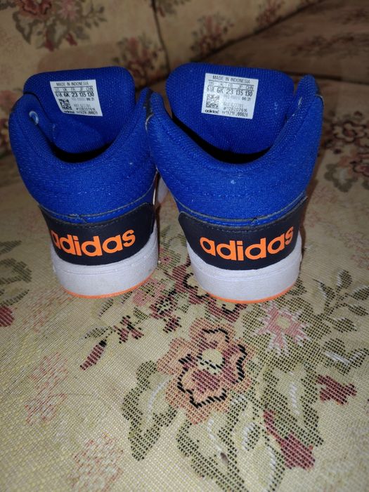Adidași copii ,firma Adidas
