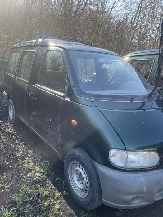 Nissan vanete  на части