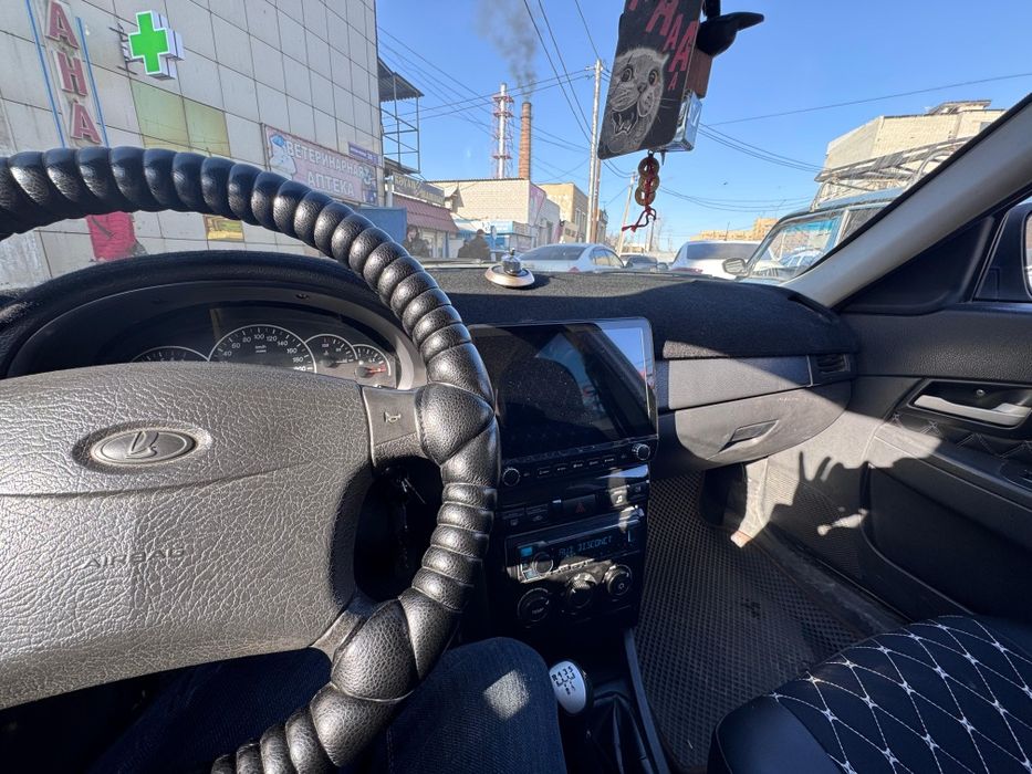 Продам машину Лада Приора