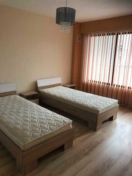 Дава се под наем Тристаен апартамент в Бургас, Изгрев - 80 кв.м за 357 € - Снимка #5