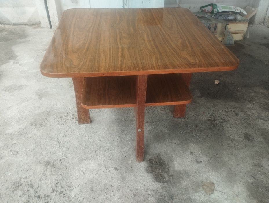 Продам столик журнальный СССР