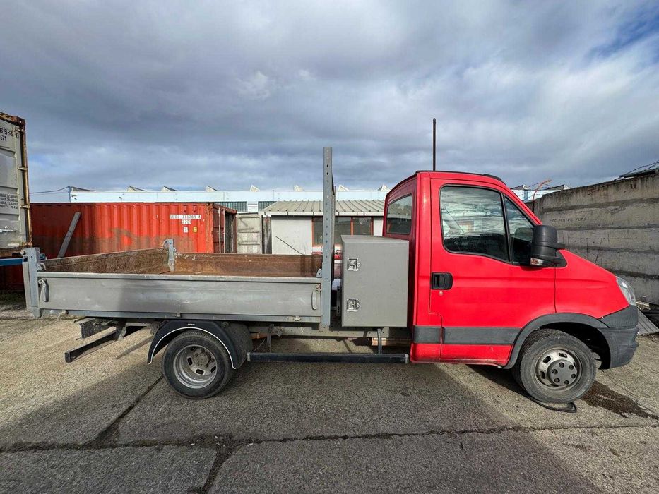 Autoutilitară IVECO 35C13 – 2013 – Basculantă