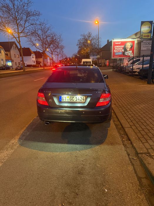 Mercedes Benz C220
