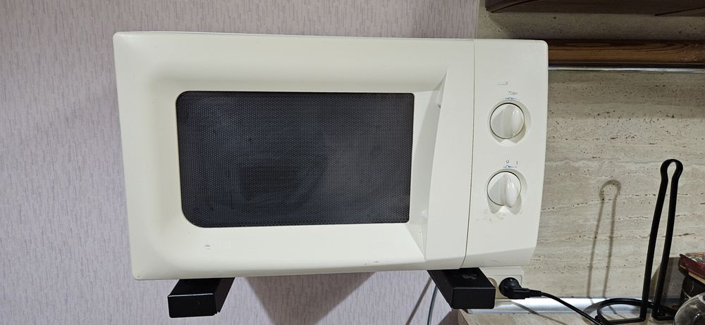 Микроволновая печь