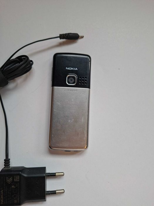 Nokia 6300,vechi de colectie, functional