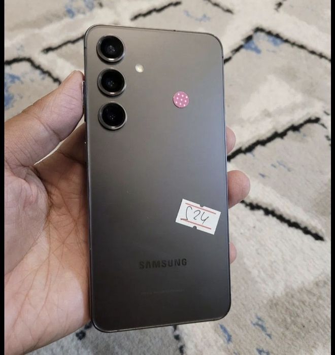 Продам или обмен S24 fe