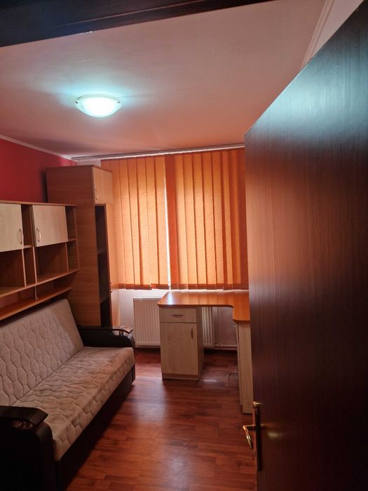 Apartament de închiriat valcea