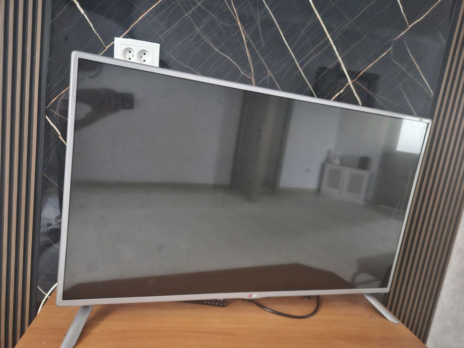 Lg телевизор 90см