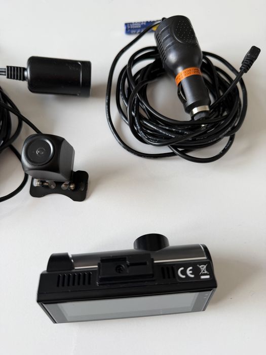 Преден и заден видеорегистратор