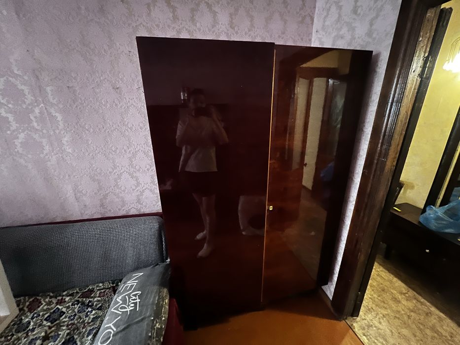 Мебель отдам даром