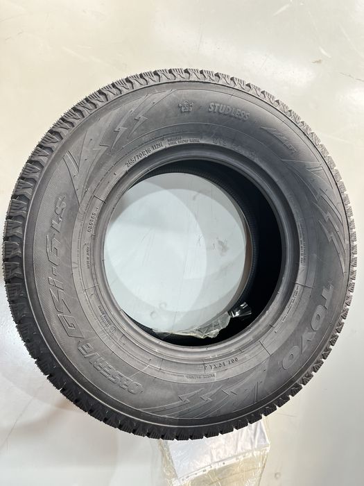 Продам шины Toyo