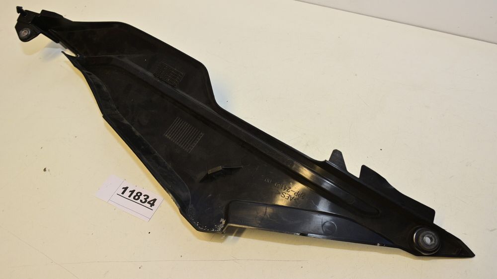 Carena Dreapta Rezervor Benzina Yamaha MT09 / Tracer 2014 - 2024
