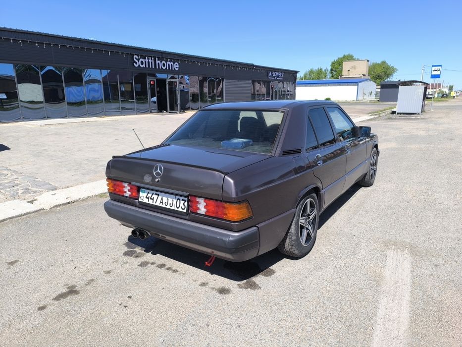 Mercedes 190 двигатель 111 плита объем 2.2