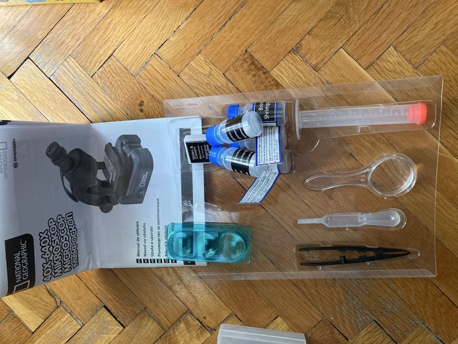 Детски микроскоп