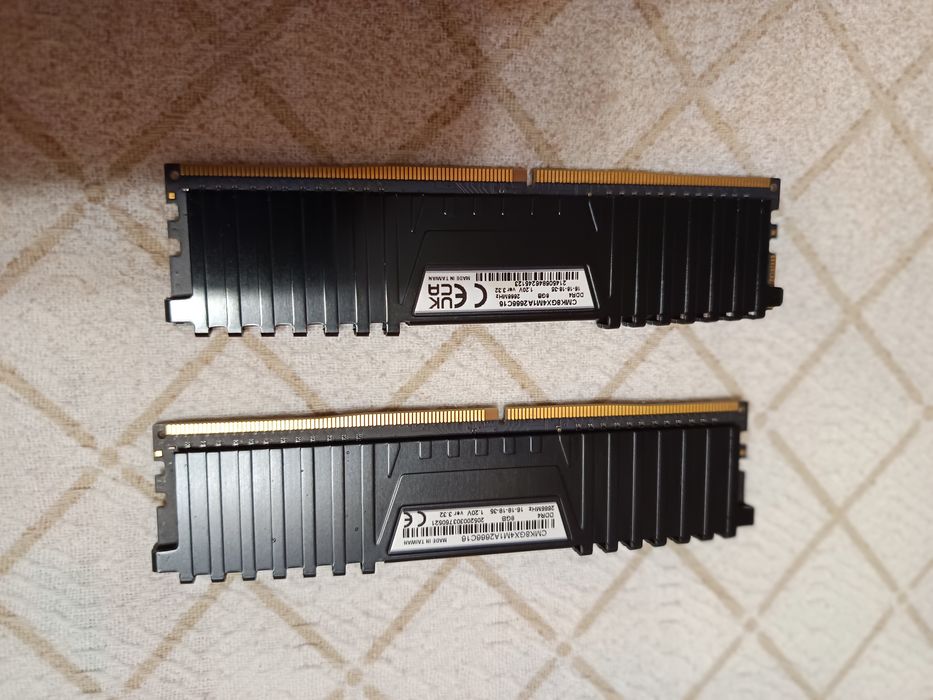 Corsair Vengeance LPX  DDR4 2x8 GB 2666 MHz CL 16-18-18-36 ram/памет