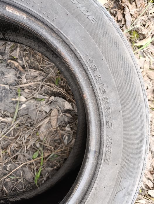 Шины б/у  2 баллона