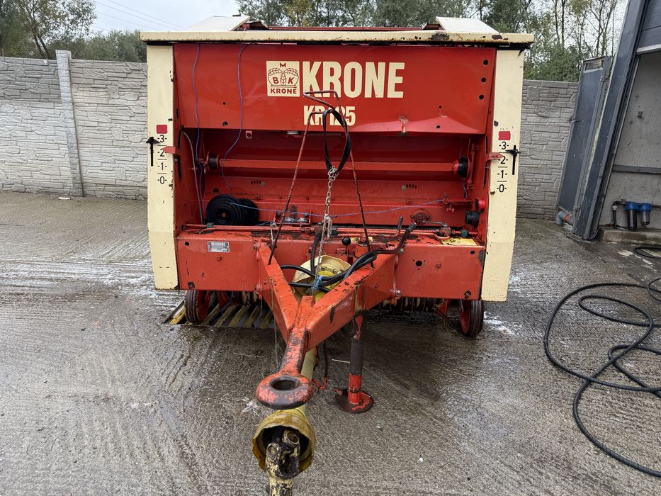 Balotiera krone kr 125 presa rotunda claas rollant